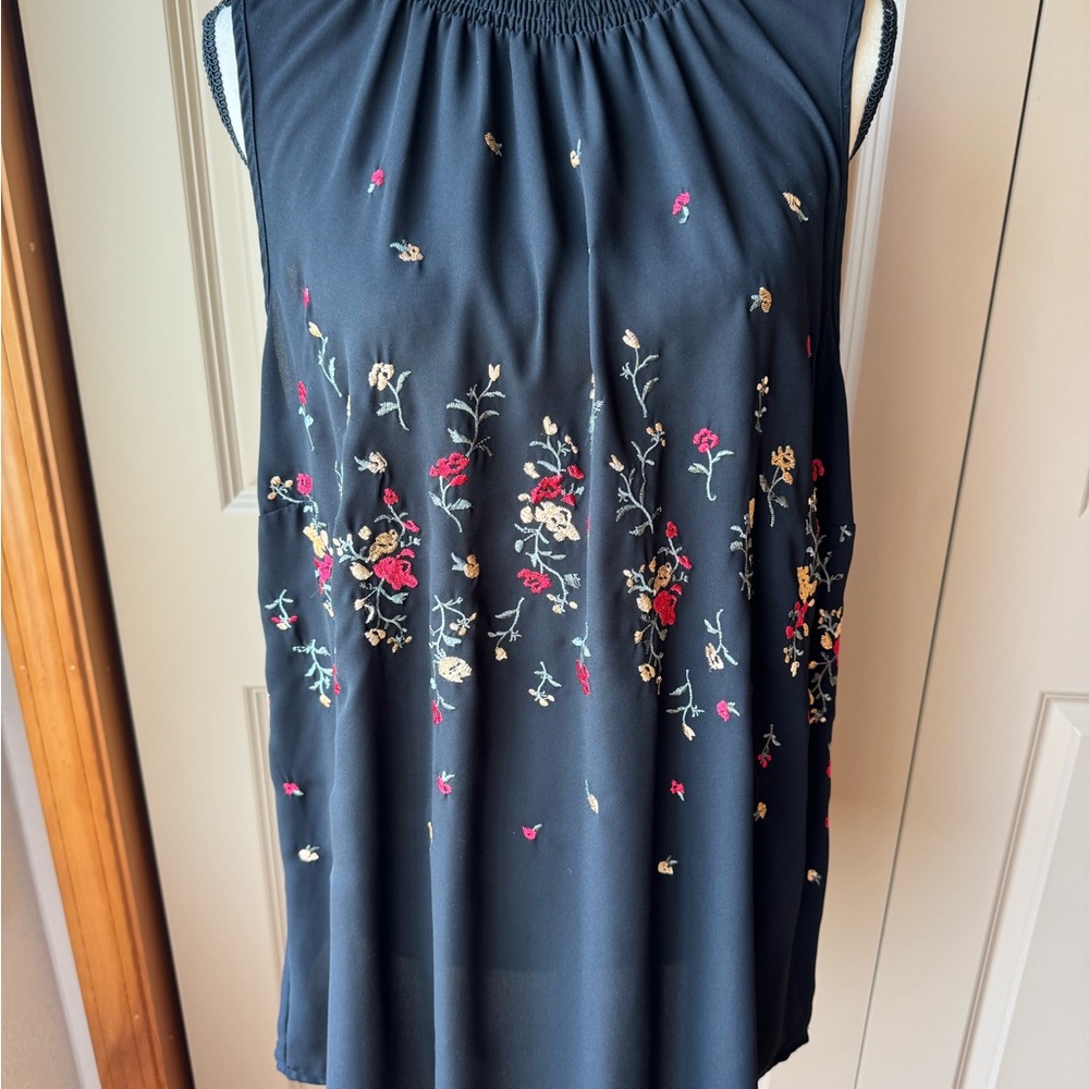 Black Floral Embroidered Sleeveless Top